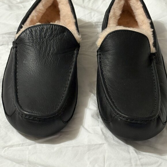 NWOT Mens UGG Ascot Leather Slippers Black Sheepskin Indoor/Outdoor Sole 14 - Picture 3 of 12